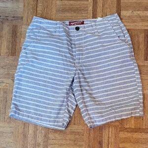 Arizona Jean Company Blue and White Flat Front Shorts SIZE 32